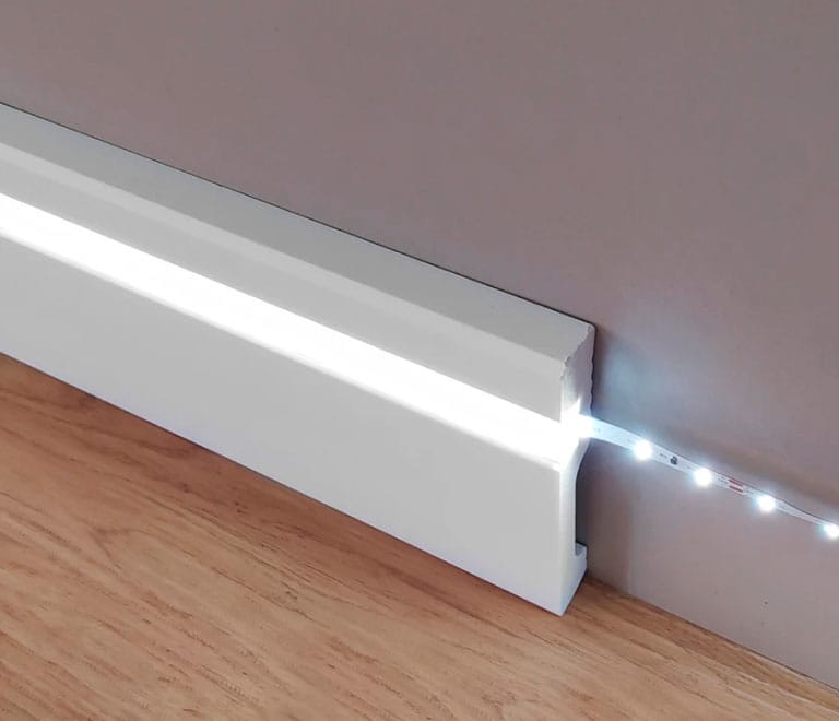 Baseboard lighting